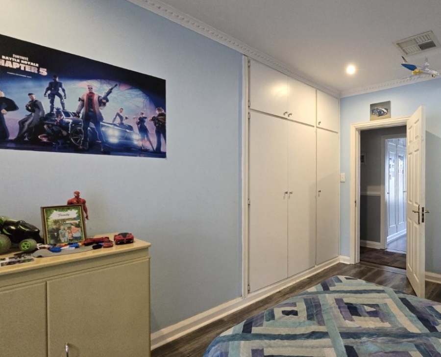 4 Bedroom Property for Sale in Manors KwaZulu-Natal