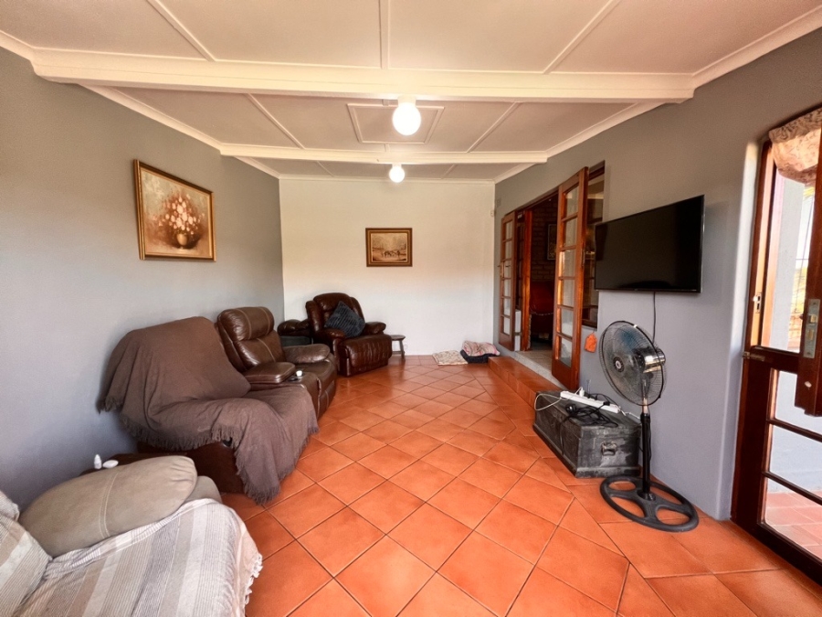 3 Bedroom Property for Sale in Ocean View KwaZulu-Natal