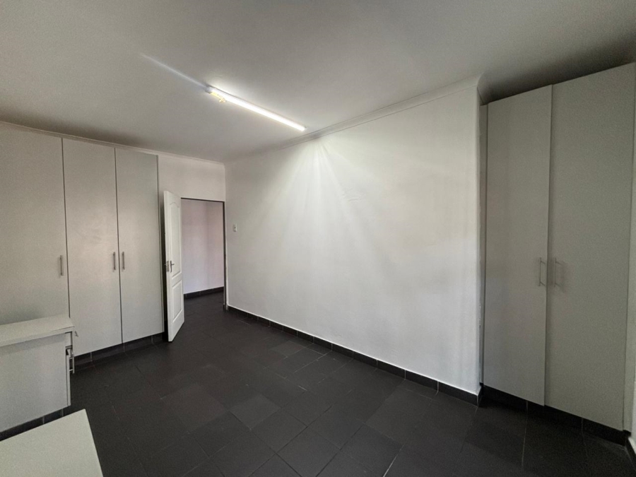 To Let 3 Bedroom Property for Rent in Bluff KwaZulu-Natal