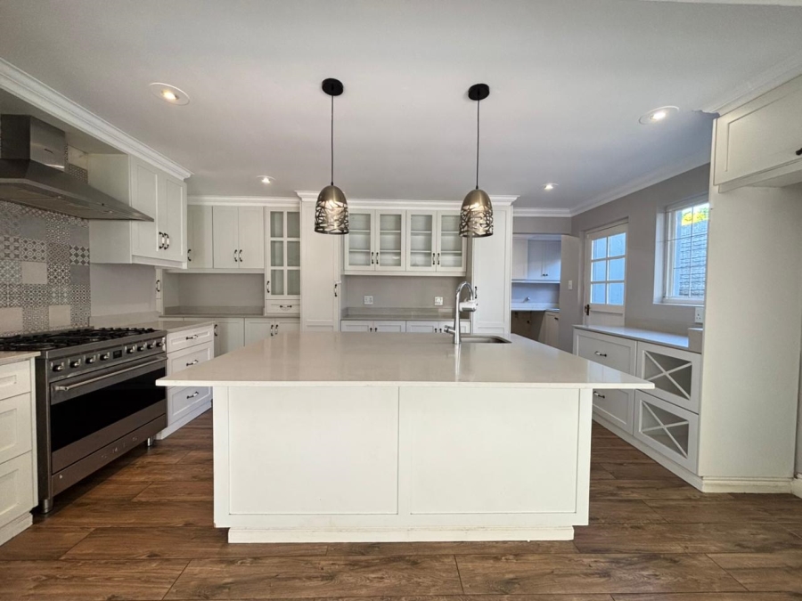 4 Bedroom Property for Sale in Glenwood KwaZulu-Natal