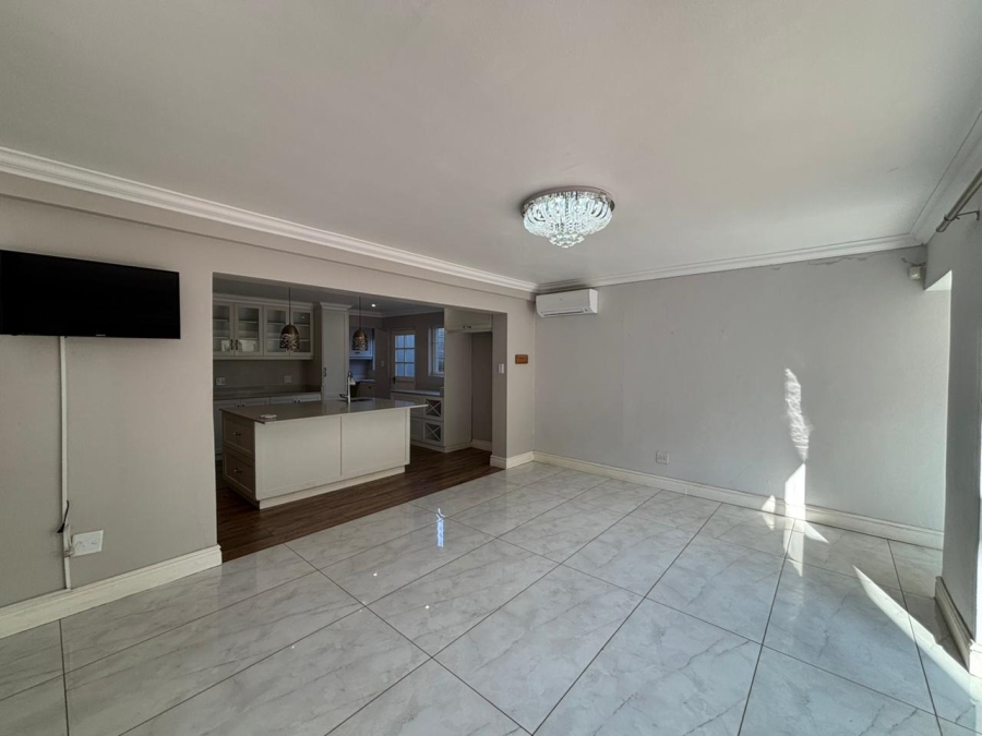 4 Bedroom Property for Sale in Glenwood KwaZulu-Natal