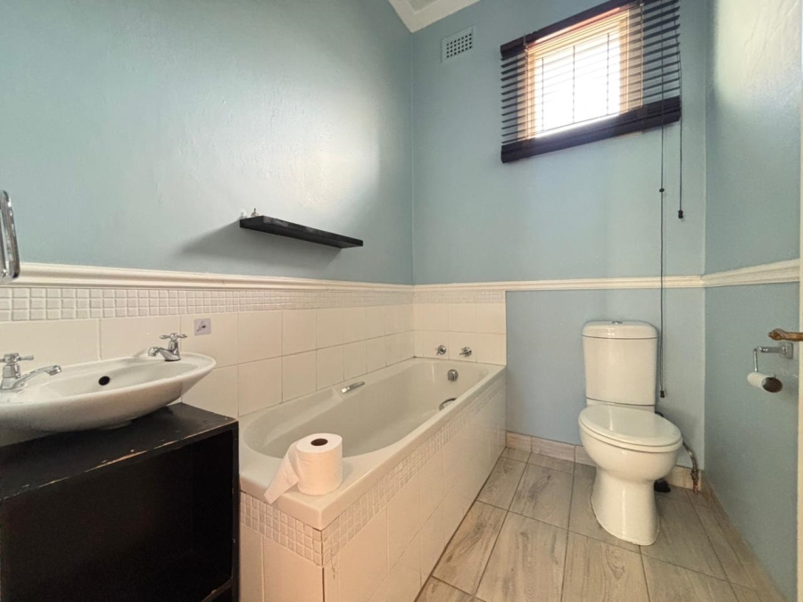 4 Bedroom Property for Sale in Glenwood KwaZulu-Natal