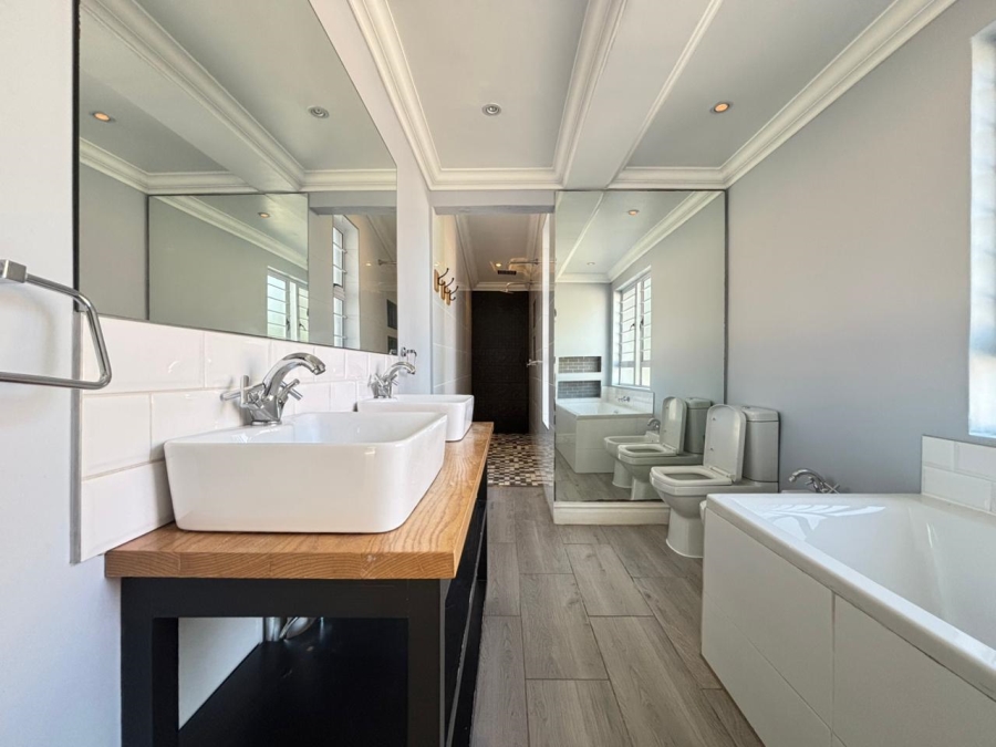 4 Bedroom Property for Sale in Glenwood KwaZulu-Natal