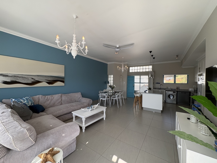 To Let 3 Bedroom Property for Rent in Shakas Rock KwaZulu-Natal