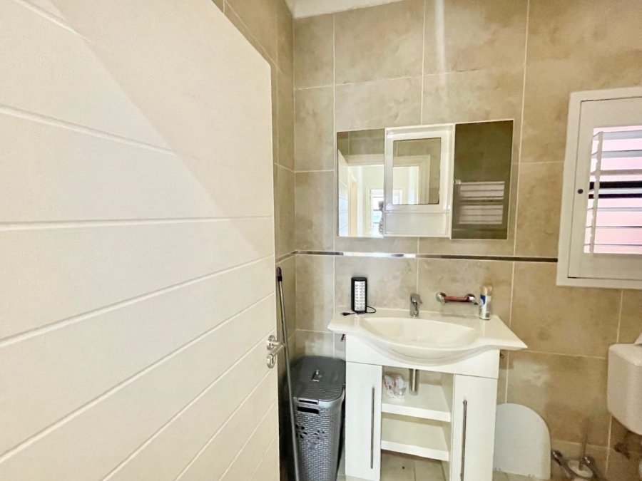 3 Bedroom Property for Sale in Westbrook KwaZulu-Natal