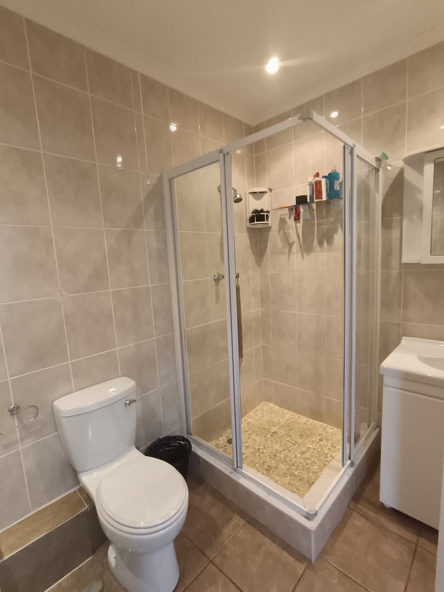 2 Bedroom Property for Sale in Umhlanga KwaZulu-Natal