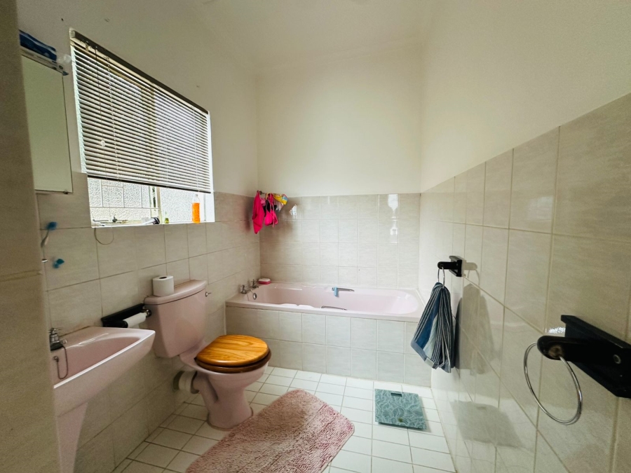 3 Bedroom Property for Sale in Lynnfield Park KwaZulu-Natal