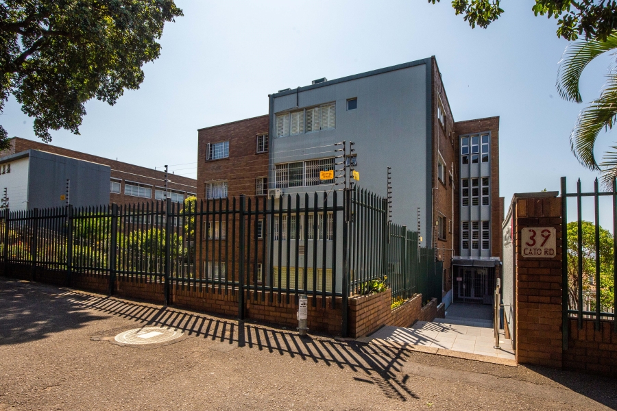 1 Bedroom Property for Sale in Glenwood KwaZulu-Natal