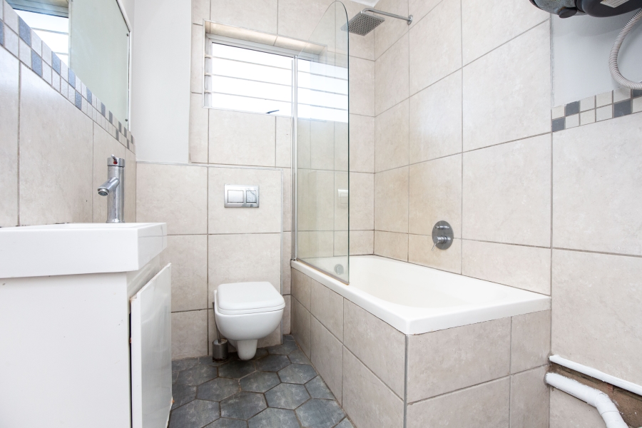 1 Bedroom Property for Sale in Glenwood KwaZulu-Natal