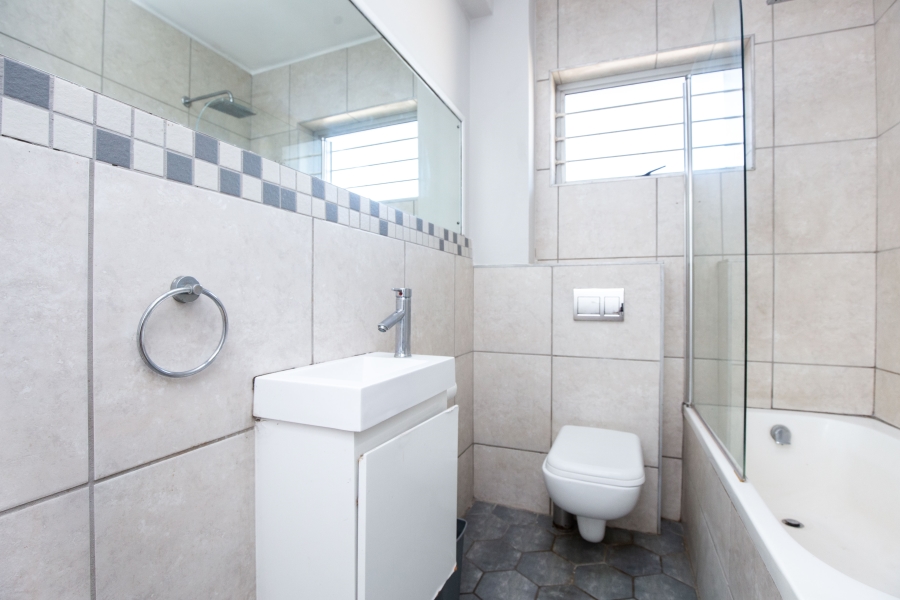 1 Bedroom Property for Sale in Glenwood KwaZulu-Natal