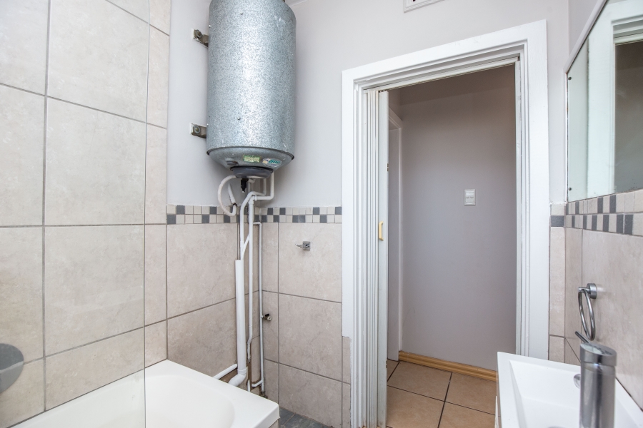 1 Bedroom Property for Sale in Glenwood KwaZulu-Natal