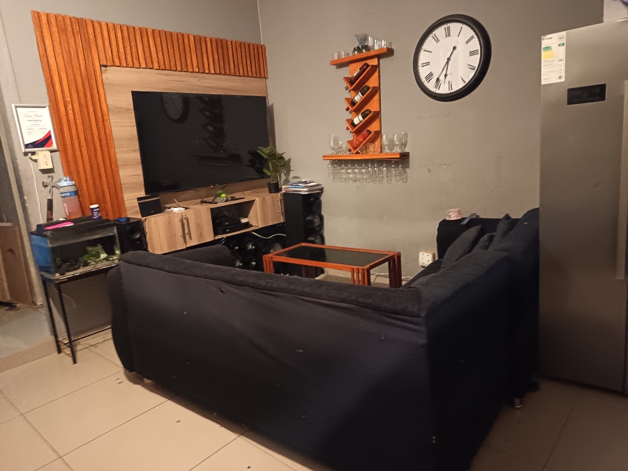 2 Bedroom Property for Sale in Glenwood KwaZulu-Natal