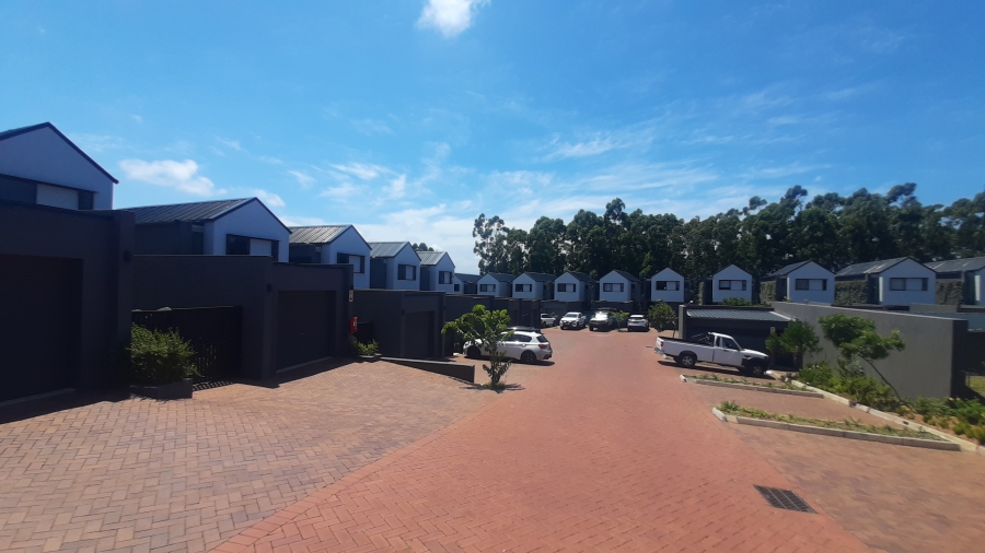 3 Bedroom Property for Sale in Elaleni Coastal Forest Estate KwaZulu-Natal