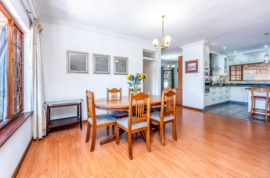 4 Bedroom Property for Sale in Kloof KwaZulu-Natal