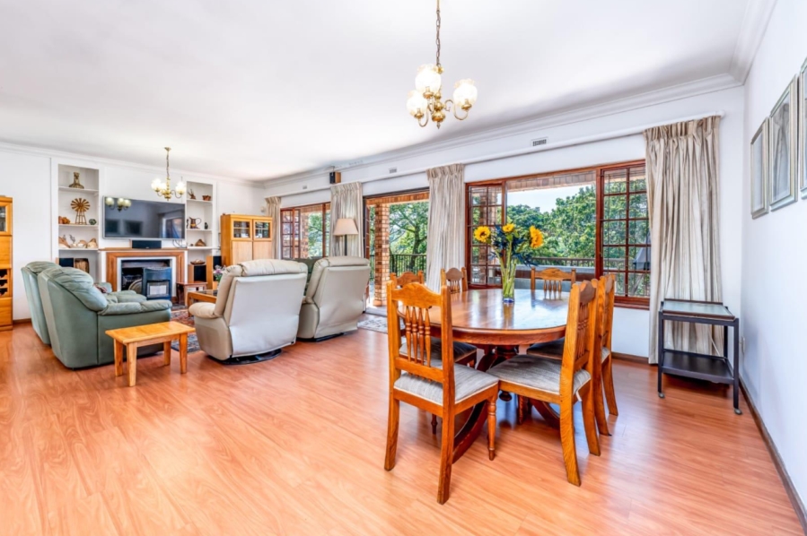 4 Bedroom Property for Sale in Kloof KwaZulu-Natal