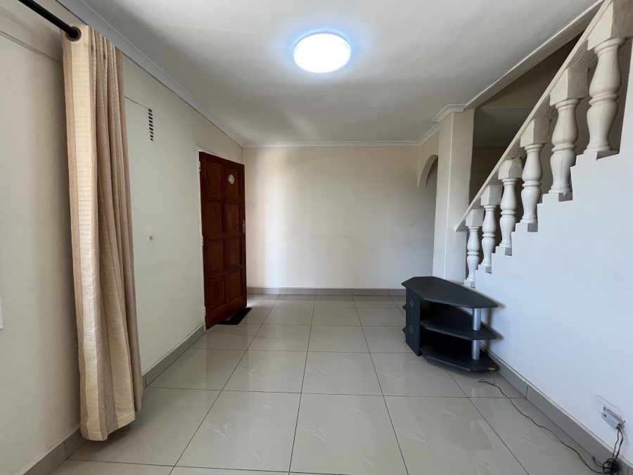 2 Bedroom Property for Sale in Lenham KwaZulu-Natal