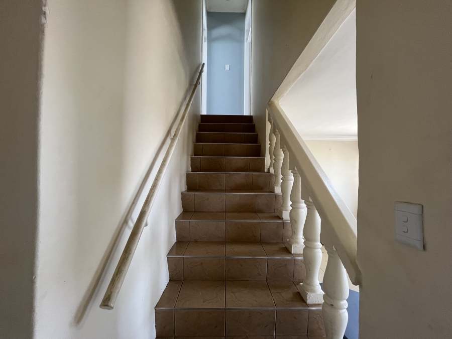 2 Bedroom Property for Sale in Lenham KwaZulu-Natal