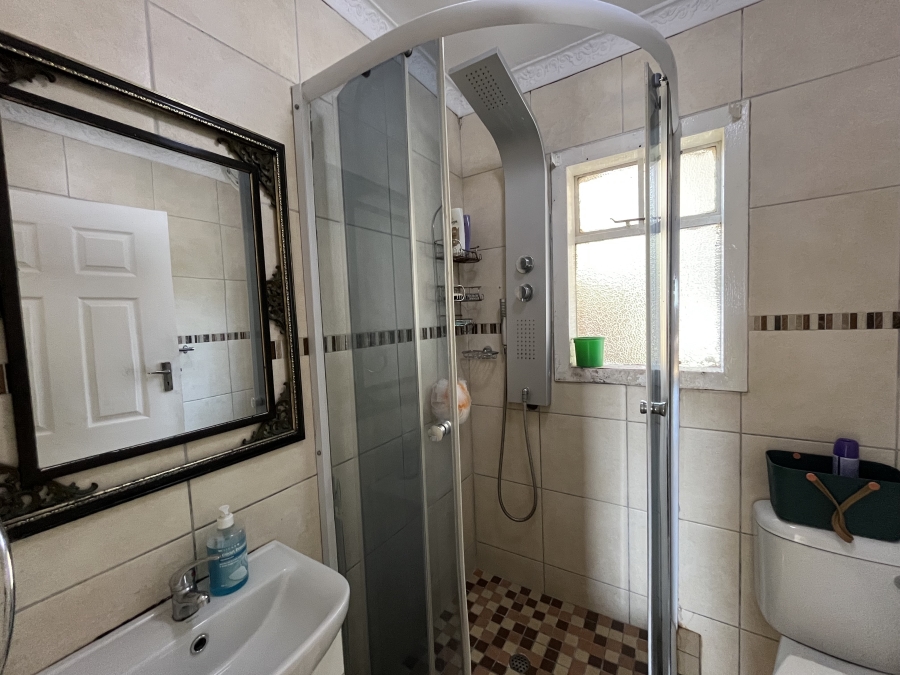 2 Bedroom Property for Sale in Lenham KwaZulu-Natal