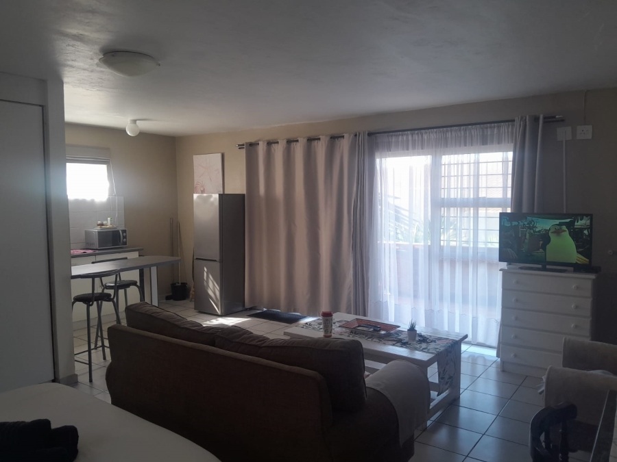 7 Bedroom Property for Sale in Winklespruit KwaZulu-Natal