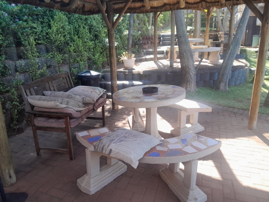 7 Bedroom Property for Sale in Winklespruit KwaZulu-Natal