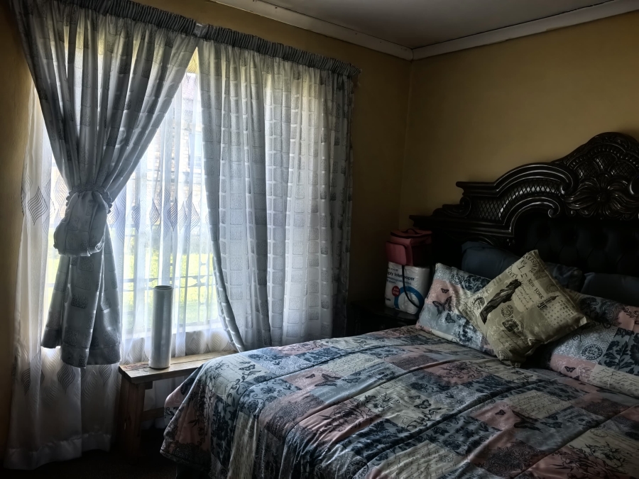3 Bedroom Property for Sale in Acaciaville KwaZulu-Natal