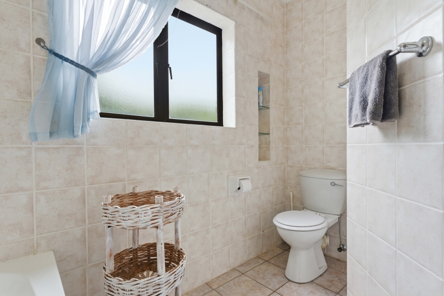 5 Bedroom Property for Sale in Pennington KwaZulu-Natal