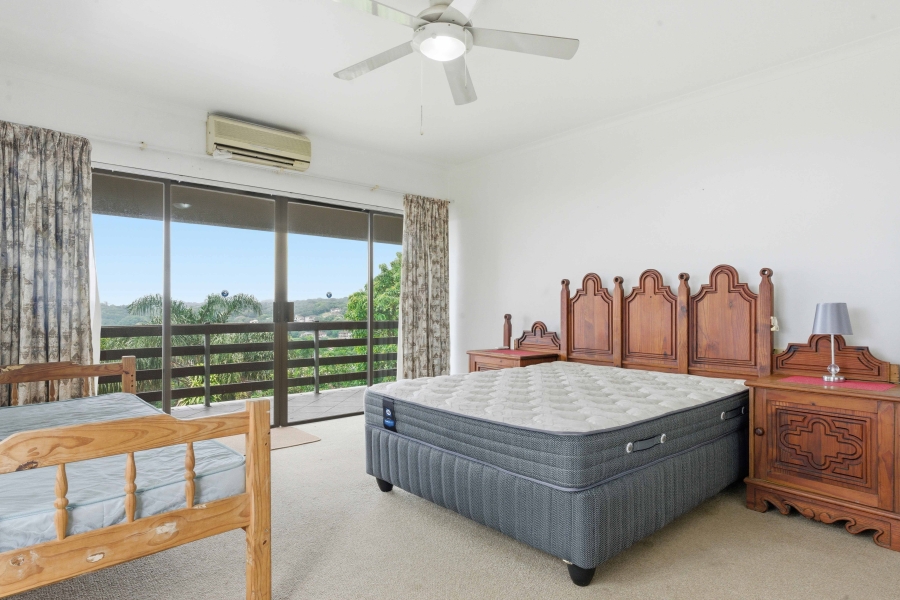 5 Bedroom Property for Sale in Pennington KwaZulu-Natal