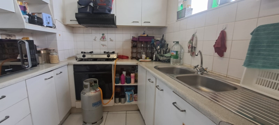 To Let 2 Bedroom Property for Rent in Essenwood KwaZulu-Natal