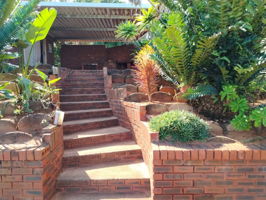 4 Bedroom Property for Sale in Ocean View KwaZulu-Natal