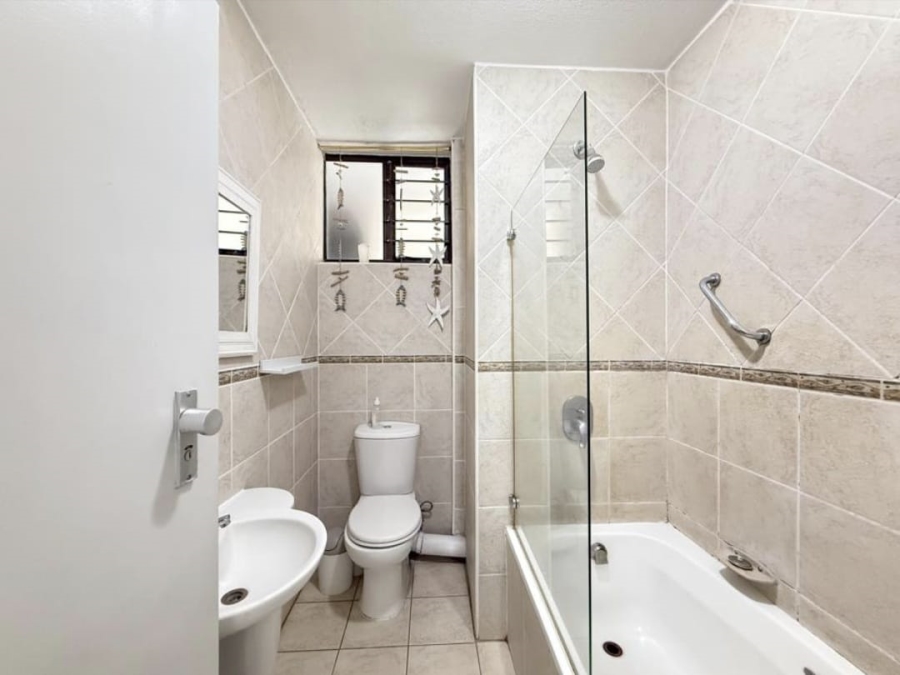 2 Bedroom Property for Sale in Compensation Beach KwaZulu-Natal