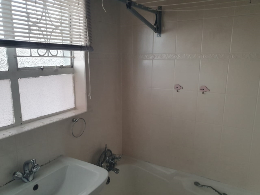 To Let 1 Bedroom Property for Rent in Glenwood KwaZulu-Natal