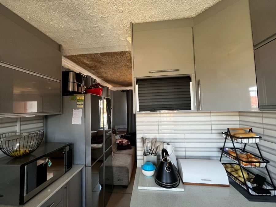 2 Bedroom Property for Sale in Panorama Gardens KwaZulu-Natal