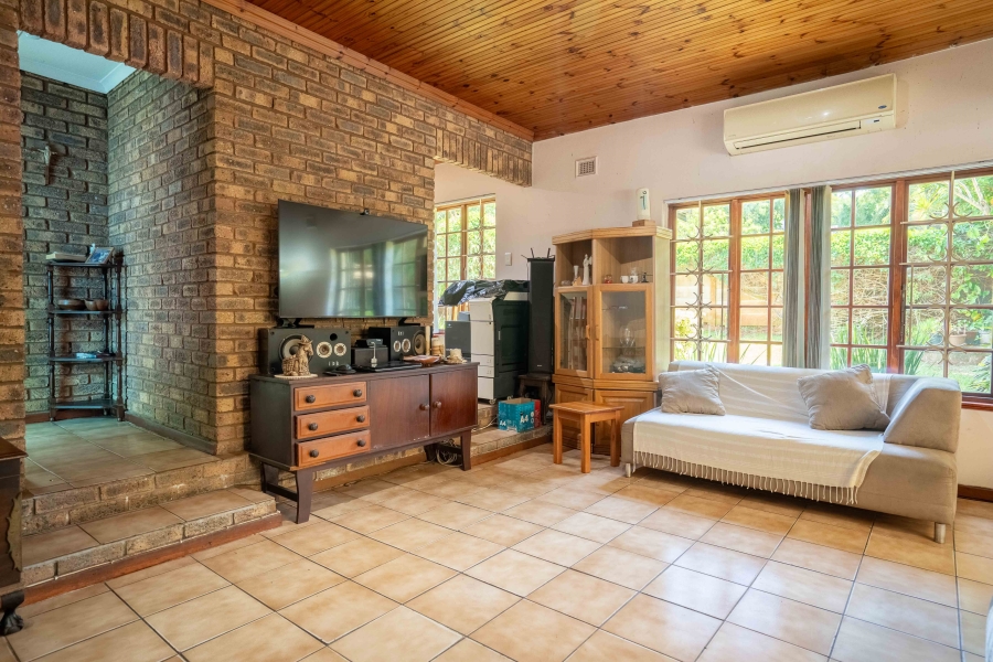 3 Bedroom Property for Sale in Amanzimtoti KwaZulu-Natal