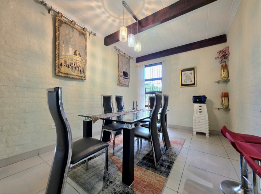 6 Bedroom Property for Sale in Athlone Park KwaZulu-Natal