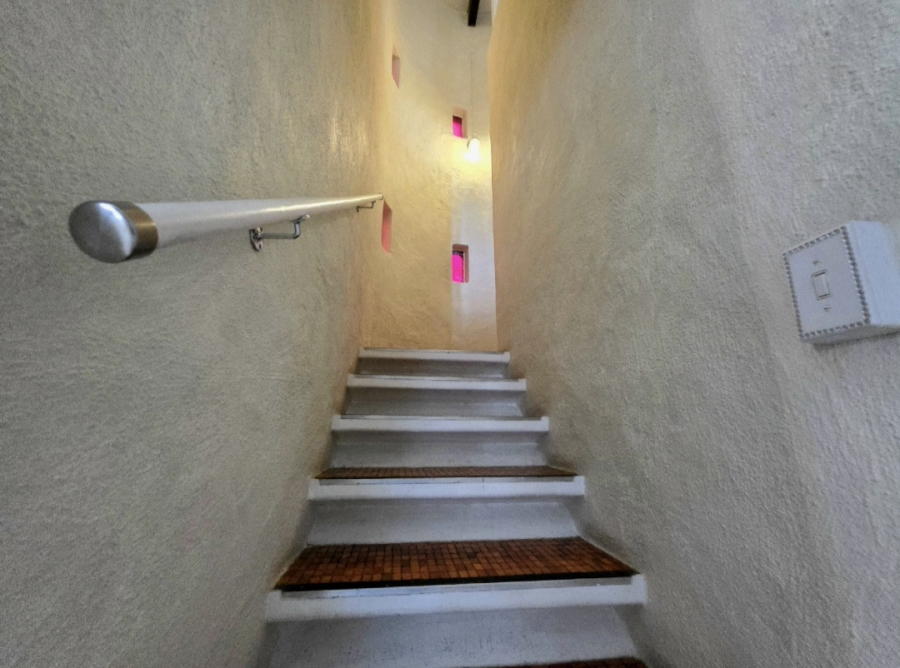 6 Bedroom Property for Sale in Athlone Park KwaZulu-Natal