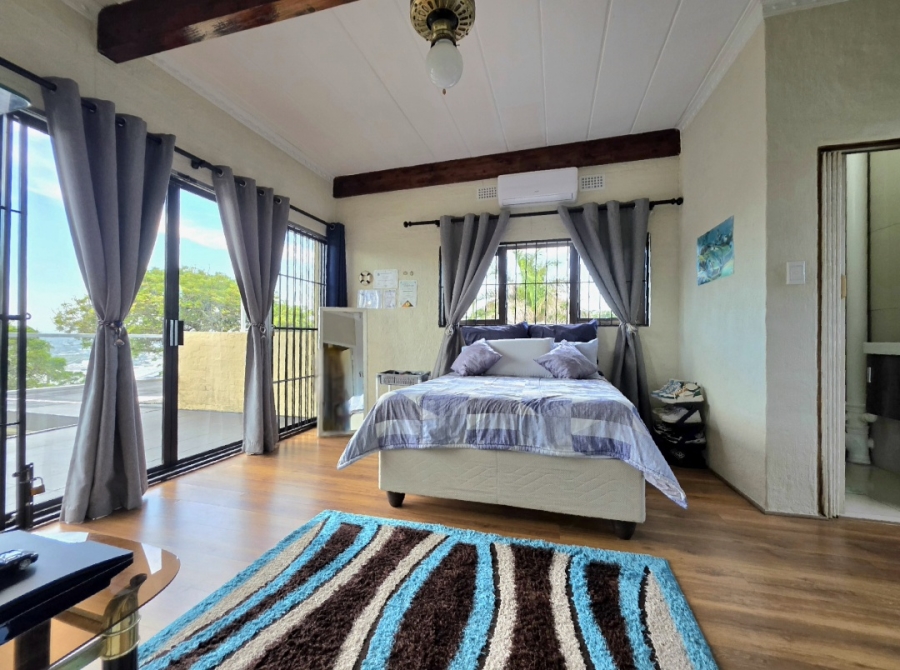 6 Bedroom Property for Sale in Athlone Park KwaZulu-Natal