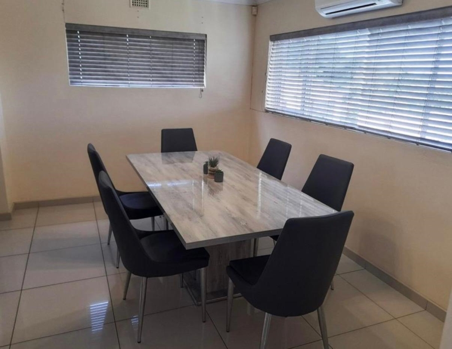 5 Bedroom Property for Sale in Bluff KwaZulu-Natal