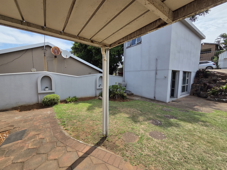 5 Bedroom Property for Sale in Bluff KwaZulu-Natal
