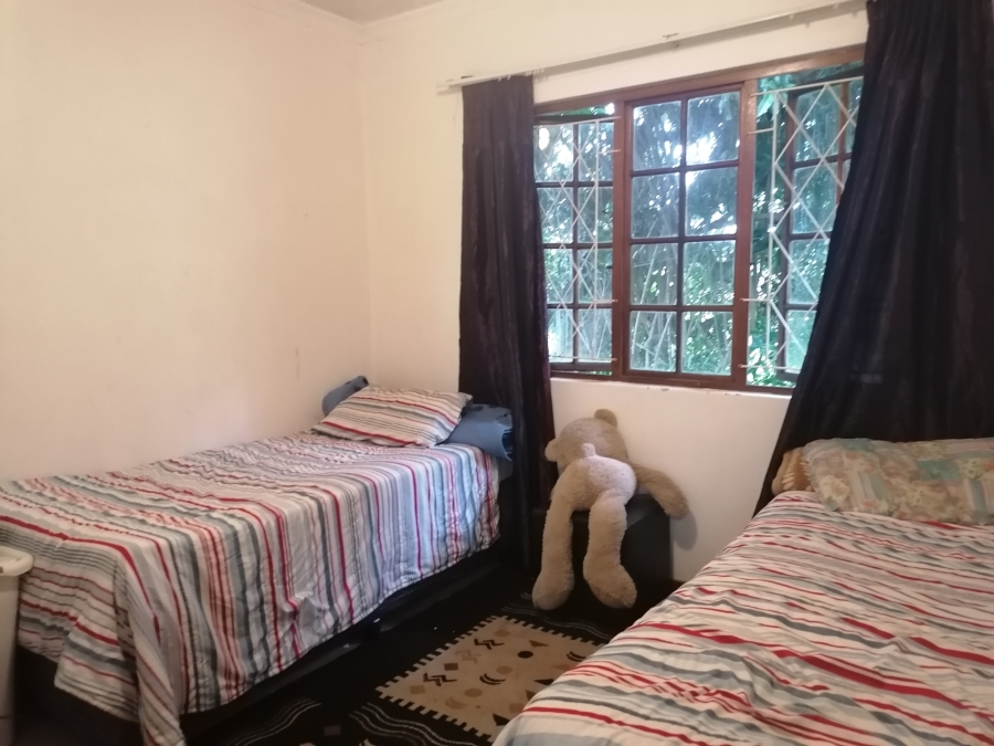 To Let 2 Bedroom Property for Rent in Highlands Hills KwaZulu-Natal