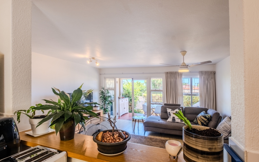 To Let 2 Bedroom Property for Rent in Durban North KwaZulu-Natal