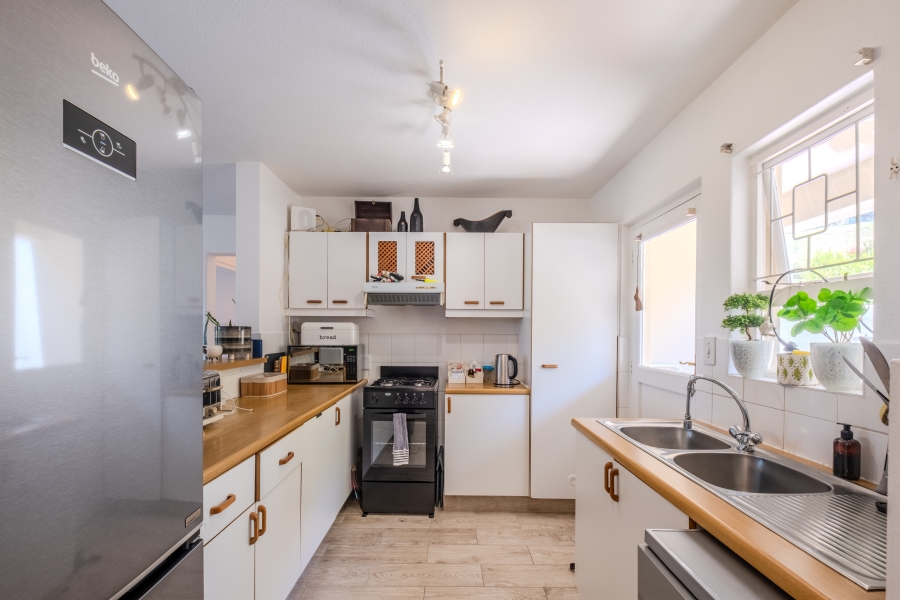 To Let 2 Bedroom Property for Rent in Durban North KwaZulu-Natal