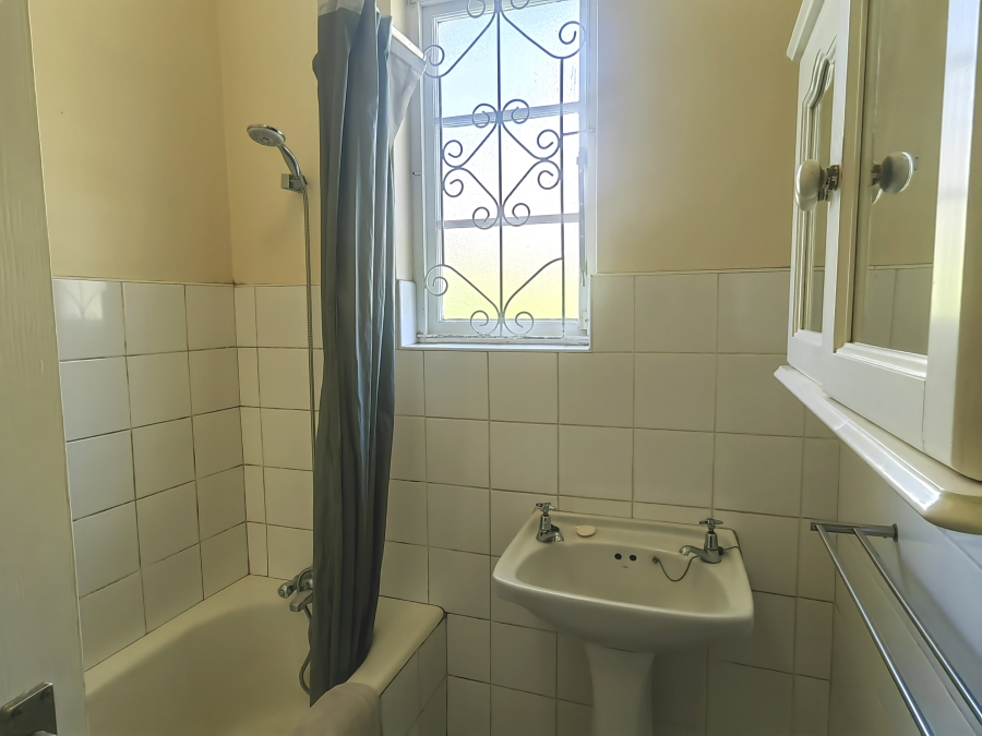 To Let 2 Bedroom Property for Rent in Park Hill KwaZulu-Natal