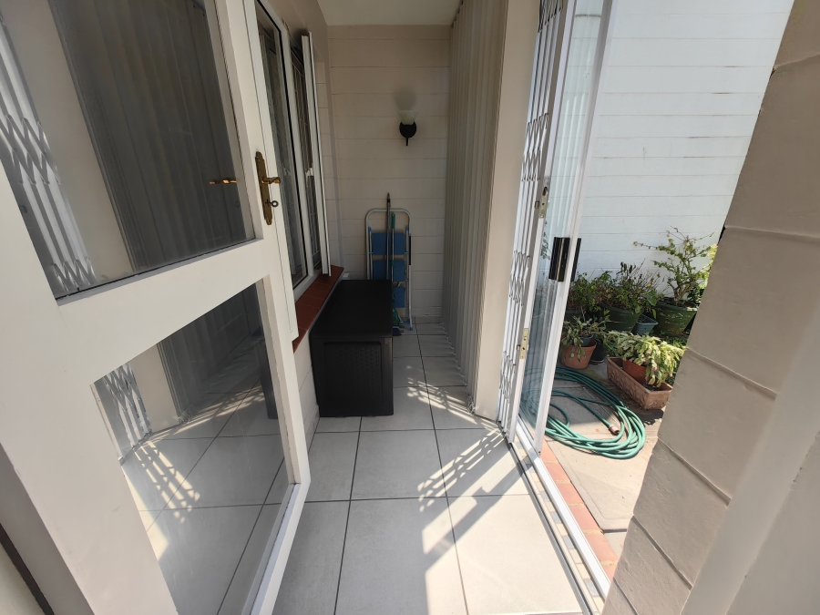 1 Bedroom Property for Sale in Scottburgh Central KwaZulu-Natal