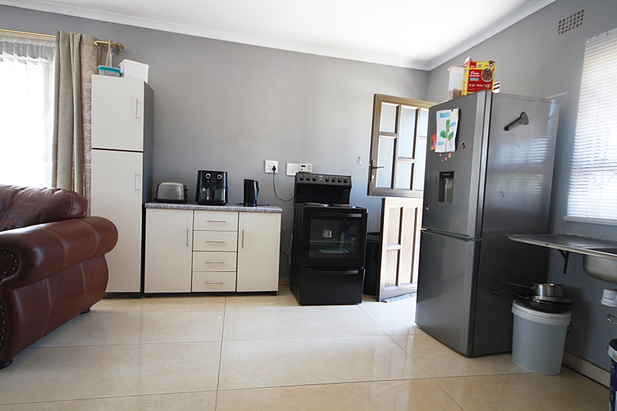 2 Bedroom Property for Sale in Lovu KwaZulu-Natal