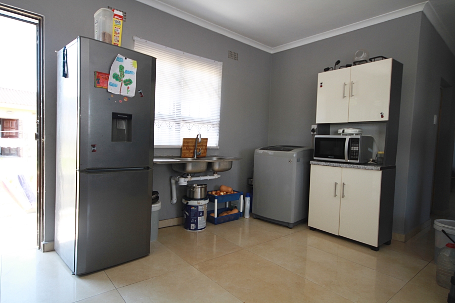 2 Bedroom Property for Sale in Lovu KwaZulu-Natal