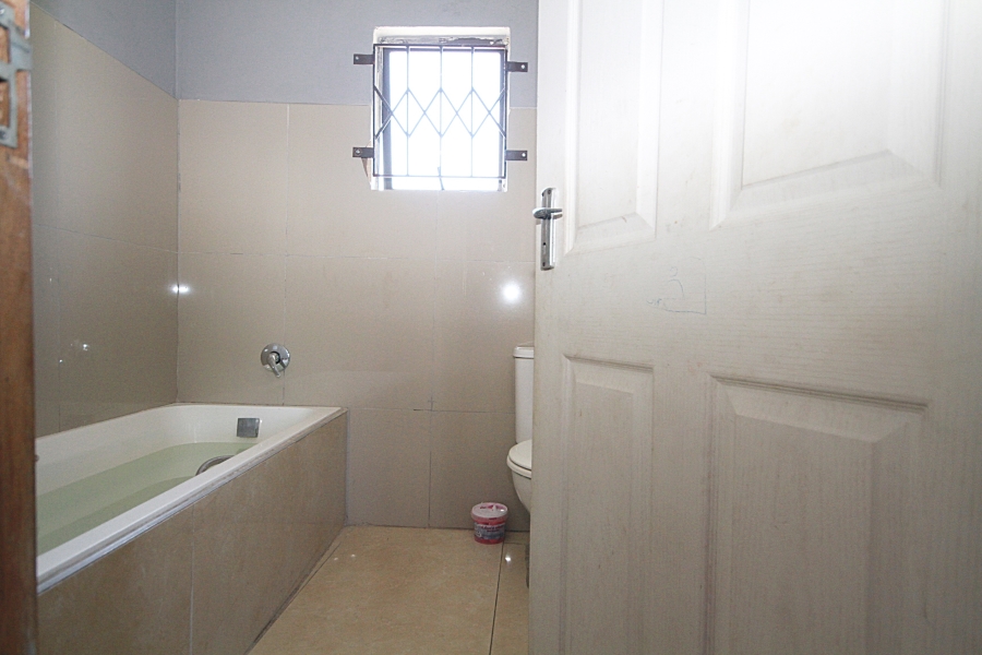 2 Bedroom Property for Sale in Lovu KwaZulu-Natal