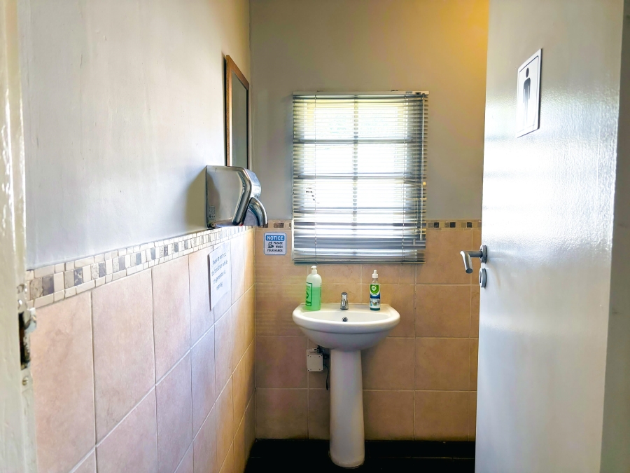 12 Bedroom Property for Sale in Scottsville KwaZulu-Natal