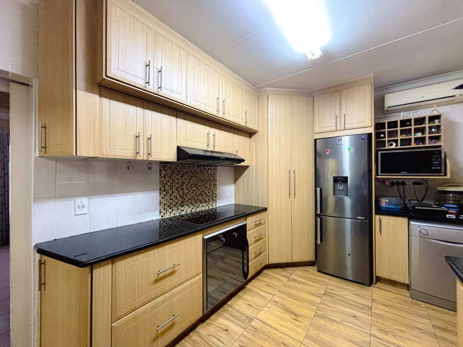 3 Bedroom Property for Sale in Lincoln Meade KwaZulu-Natal