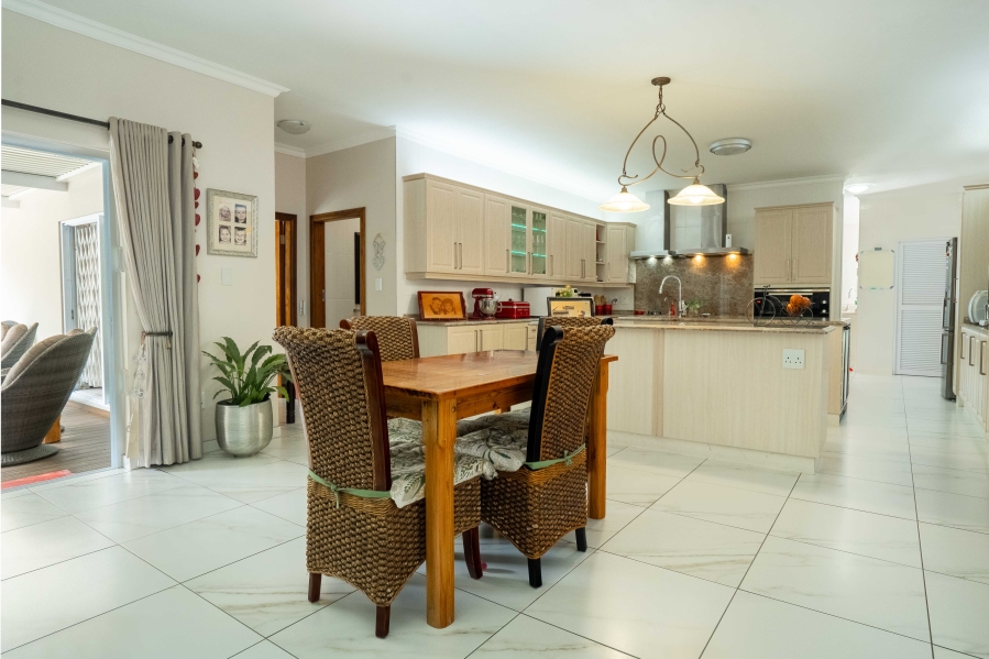 4 Bedroom Property for Sale in Pennington KwaZulu-Natal