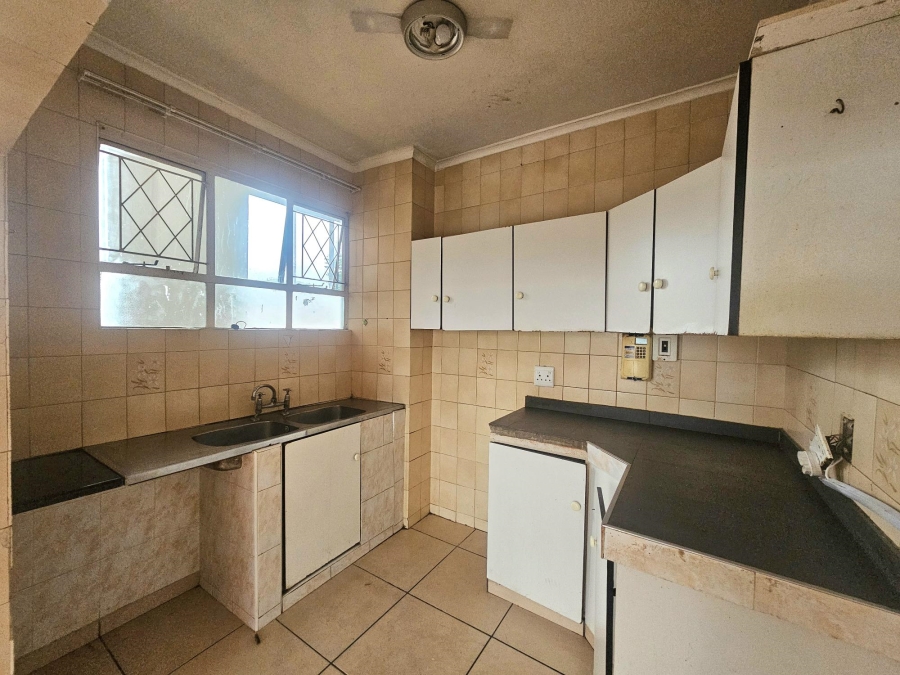 2 Bedroom Property for Sale in Montclair KwaZulu-Natal